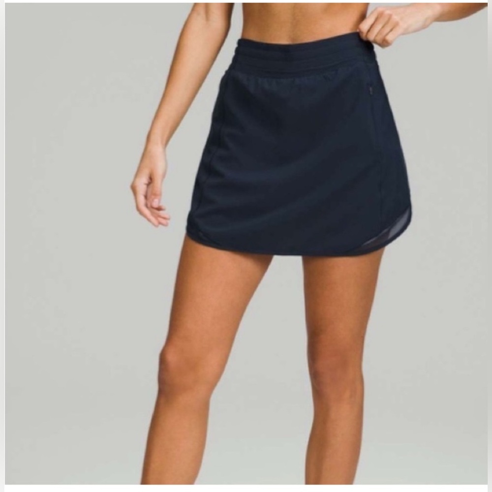 Black Lululemon Hotty Hot Skort